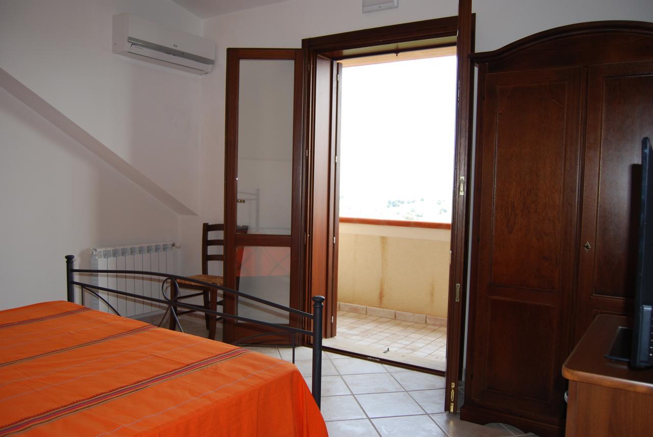 In Sicilia Da Ciro Bed & Breakfast Vita Екстериор снимка
