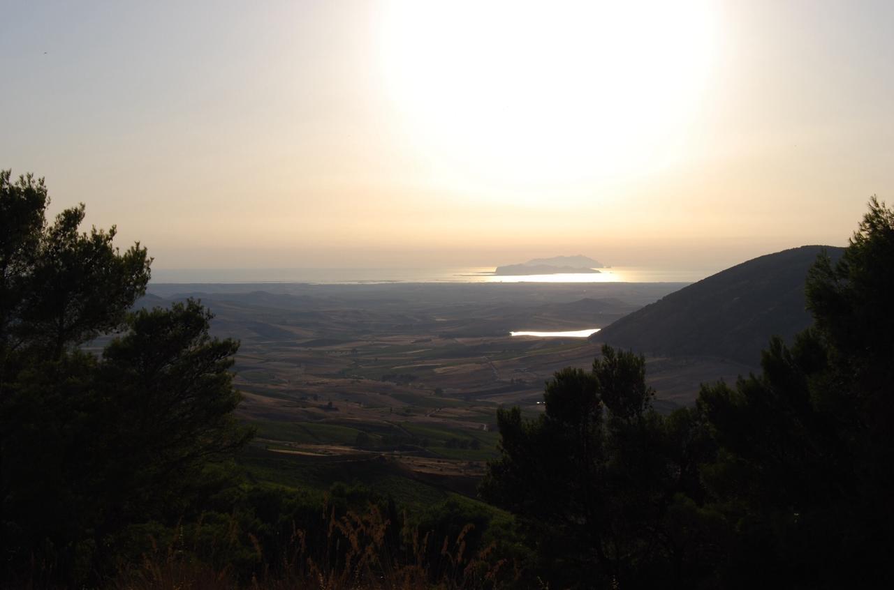 In Sicilia Da Ciro Bed & Breakfast Vita Екстериор снимка